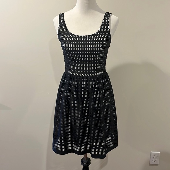 Love Ady Cut Out Skater Dress W/Liner Size S in Black & White - Picture 1 of 6